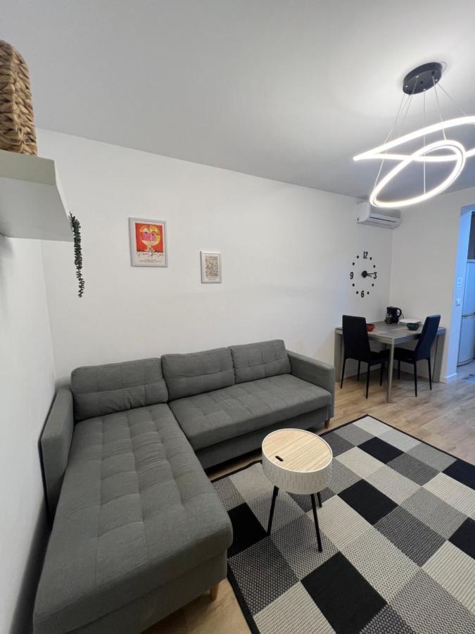 New Bazaar Cane Apartment 3 Tirana Exterior foto